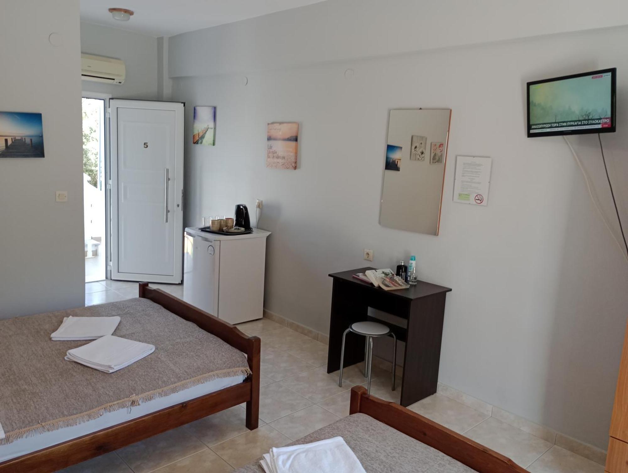 Appartement House Georgia à Kallithea  Extérieur photo