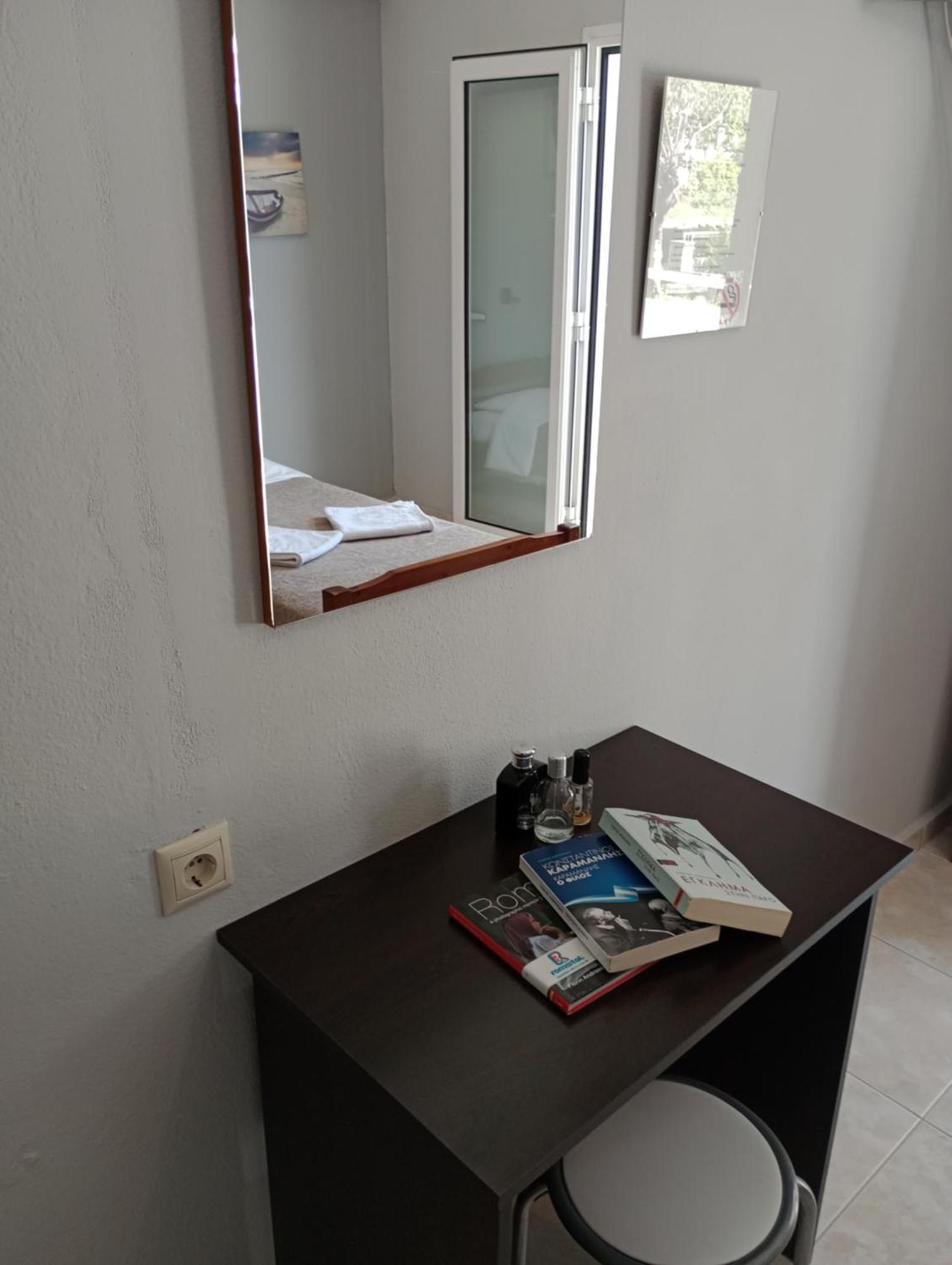 Appartement House Georgia à Kallithea  Extérieur photo